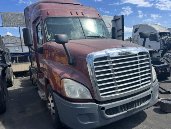 2018 FREIGHTLINER, CASCADIA 125 - Image #1