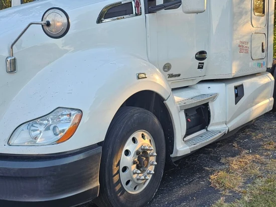 2014 KENWORTH,  - Image #1