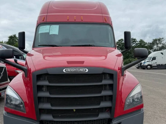 2019 FREIGHTLINER, CASCADIA 126 - Image #1