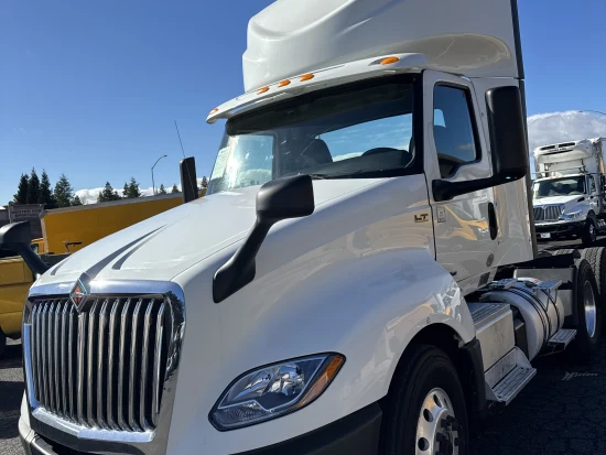 2018 INTERNATIONAL, LT625 - Image #1