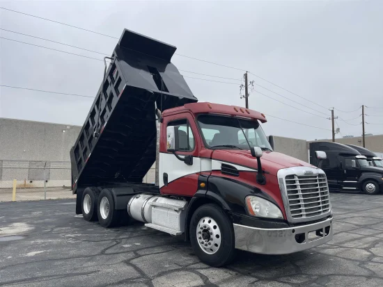 2018 FREIGHTLINER, CASCADIA 15FT DUMP TRUCK - Image #1