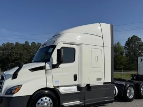 2022 FREIGHTLINER, CASCADIA 116 - Image #1