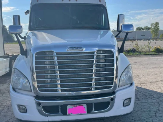 2017 FREIGHTLINER, CASCADIA 125 - Image #1