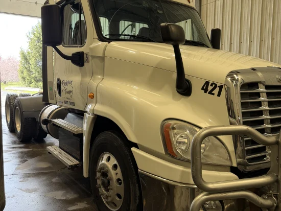 2018 FREIGHTLINER, CASCADIA 125 - Image #1