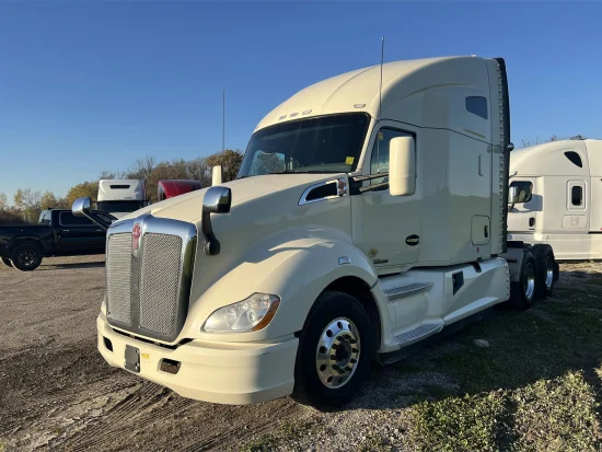 2017 KENWORTH, T680 - Image #1
