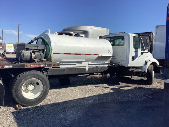 2011 INTERNATIONAL, DURASTAR 4300 - Image #1