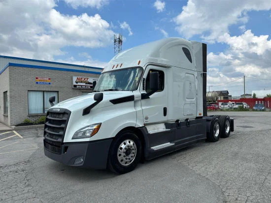 2020 FREIGHTLINER, CASCADIA 126 - Image #1