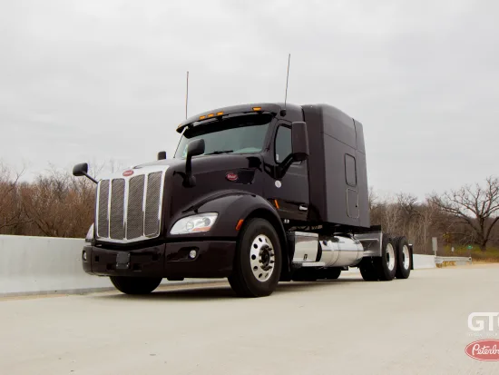2022 PETERBILT, 579 - Image #1