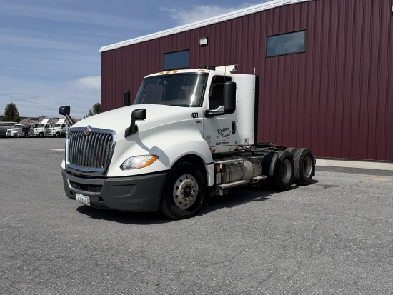 2020 INTERNATIONAL, LT625 - Image #1