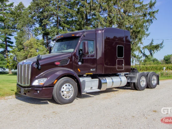2022 PETERBILT, 579 - Image #1