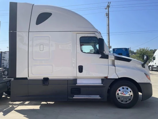 2024 FREIGHTLINER, CASCADIA - Image #1