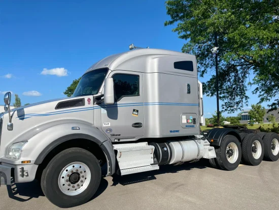 2018 KENWORTH, T880 TRI DRIVE  - Image #1