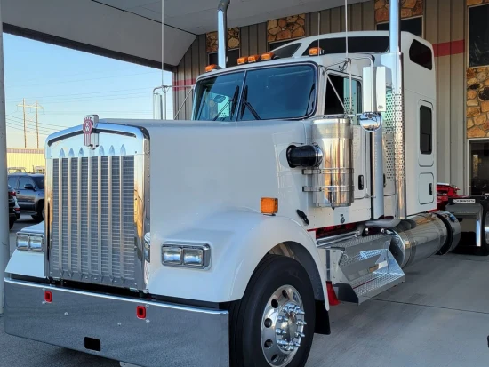 2019 KENWORTH, W900L - Image #1