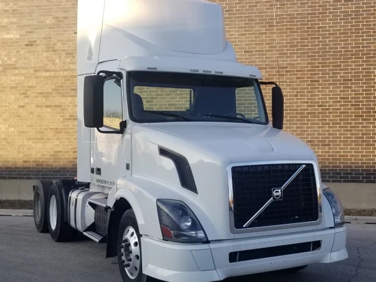 2015 VOLVO, VNL300 - Image #1