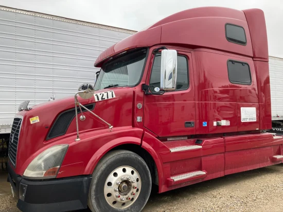 2010 VOLVO, VNL 780 - Image #1