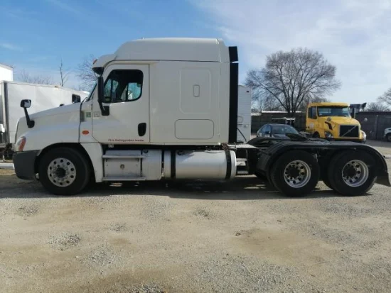 2015 FREIGHTLINER, Cascadia 125 - Image #1