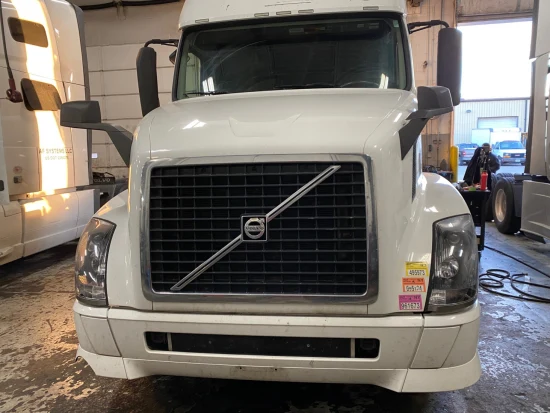 2015 VOLVO, VNL - Image #1