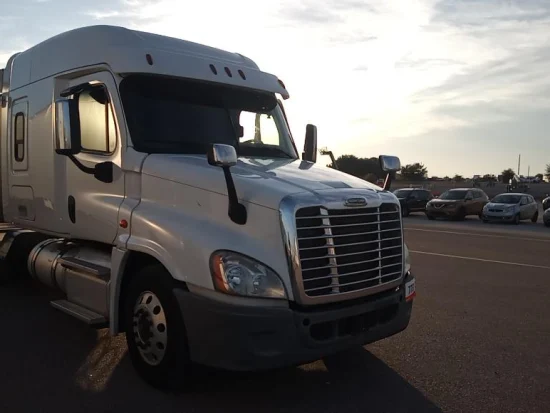 2016 FREIGHTLINER, CASCADIA 125 - Image #1