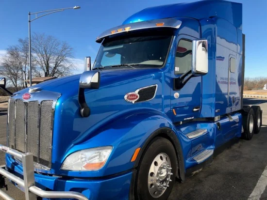 2017 PETERBILT, 579 - Image #1