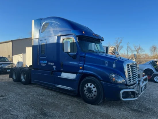 2016 FREIGHTLINER, CASCADIA 125 - Image #1