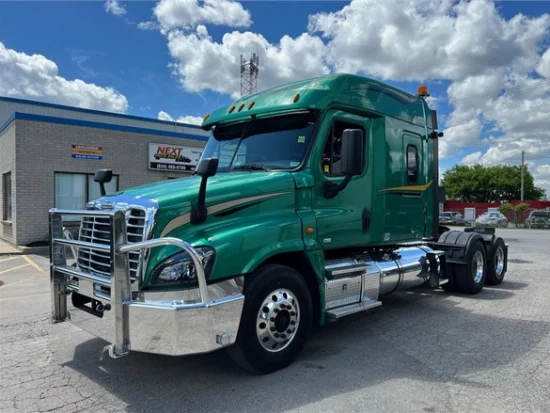 2014 FREIGHTLINER, CASCADIA 125 - Image #1