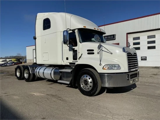 2013 MACK, PINNACLE CXU613 - Image #1