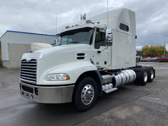 2016 MACK, PINNACLE CXU613 - Image #1