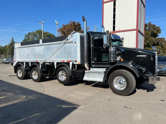 2019 KENWORTH, T800 - Image #1