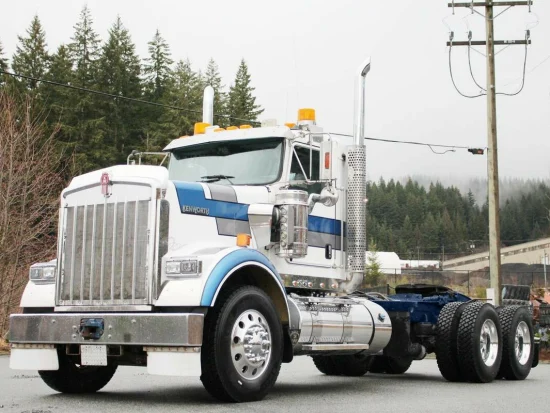 2016 KENWORTH, W900 DAYCAB LOW BED TRACTOR - Image #1