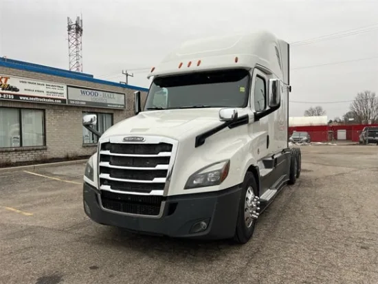 2020 FREIGHTLINER, CASCADIA 126 - Image #1