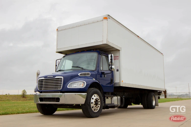 26ft box truck