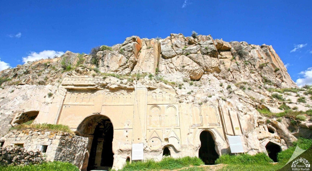 Ruinas de Açıksaray