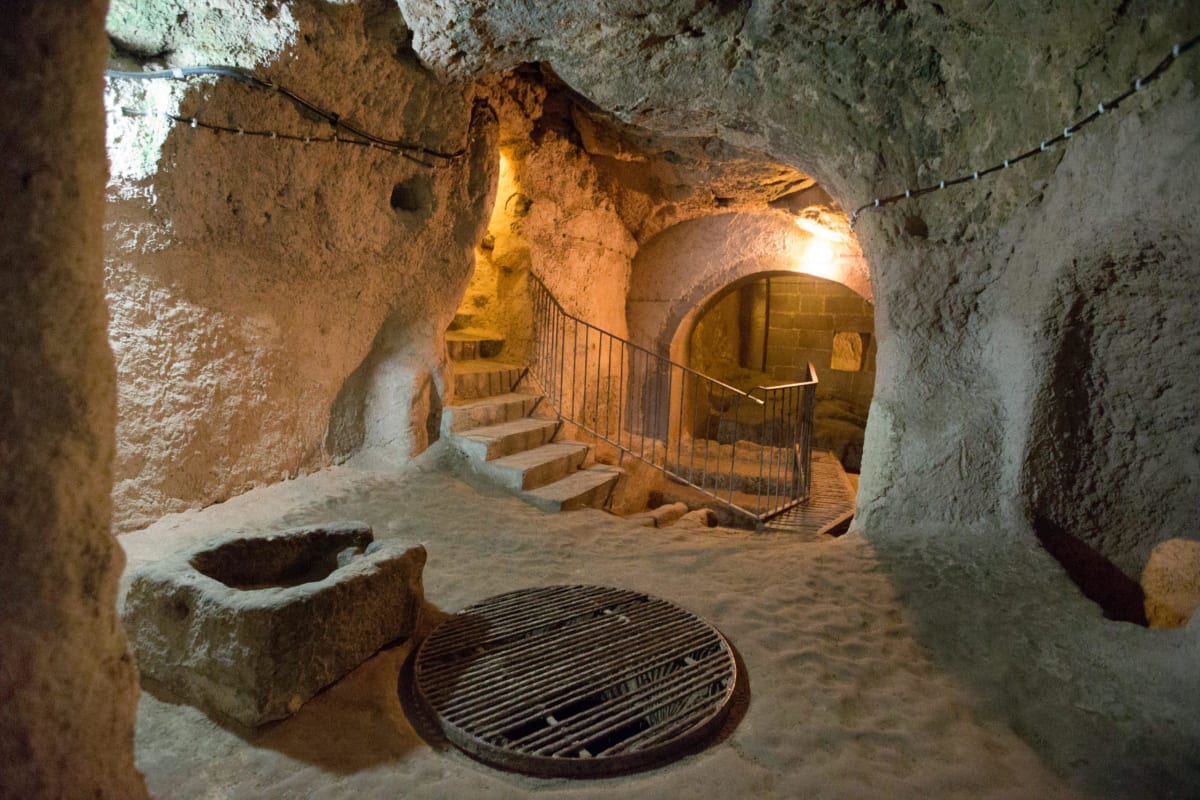 Die unterirdische Stadt Özlüce