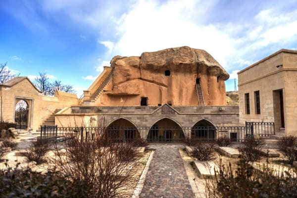 Aziz Nikolaos Manastırı