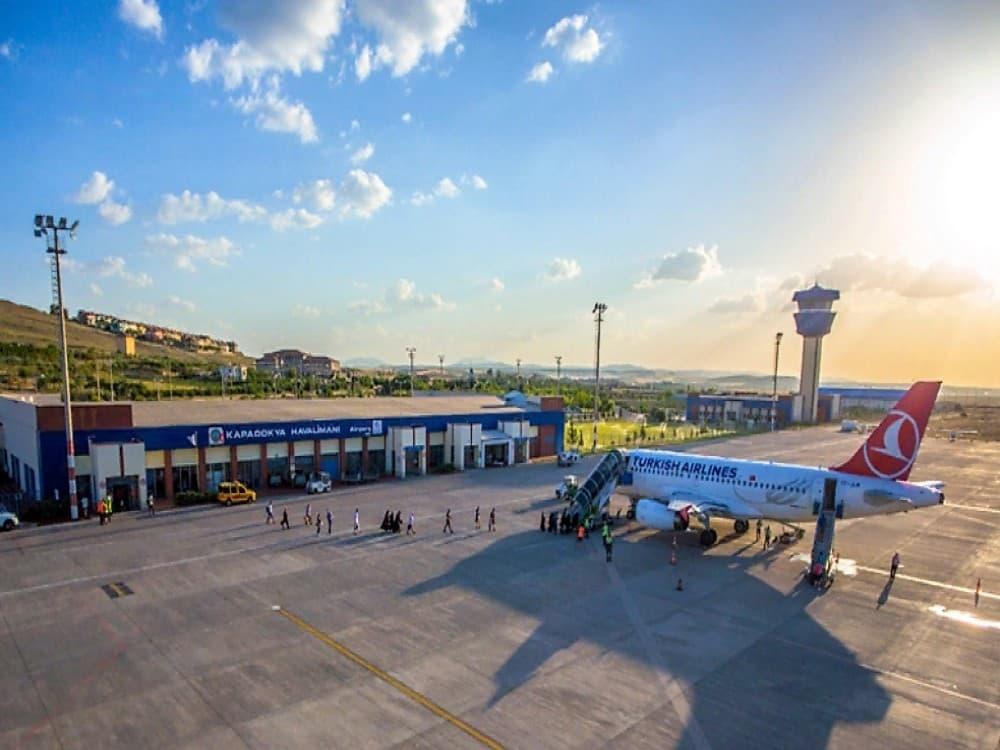 Nevşehir Airport (NAV)