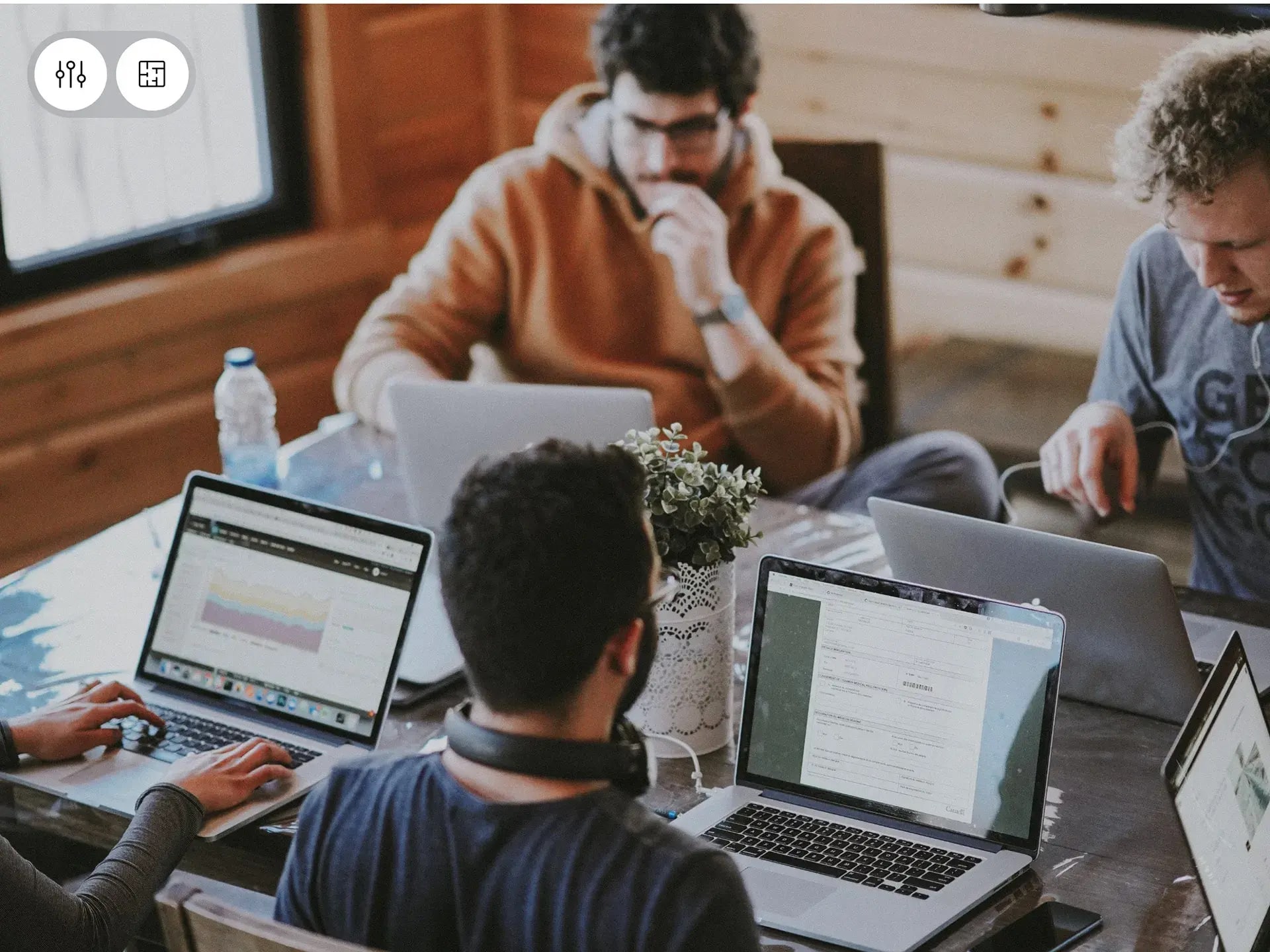 Banking And Finance Software Solutions | UX & UI Design