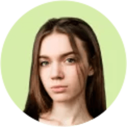 Lisa B., UI/UX Designer
