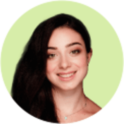Alina L., CX Designer