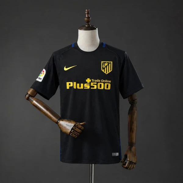 Atlético de Madrid 0 — Mandante
