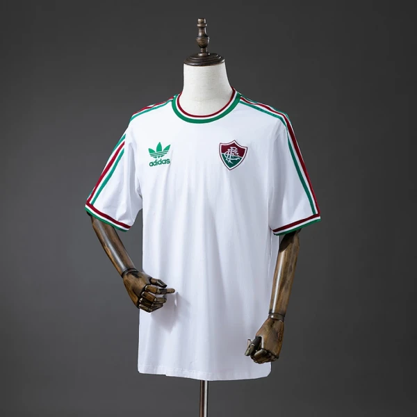 Fluminense 0 — Mandante