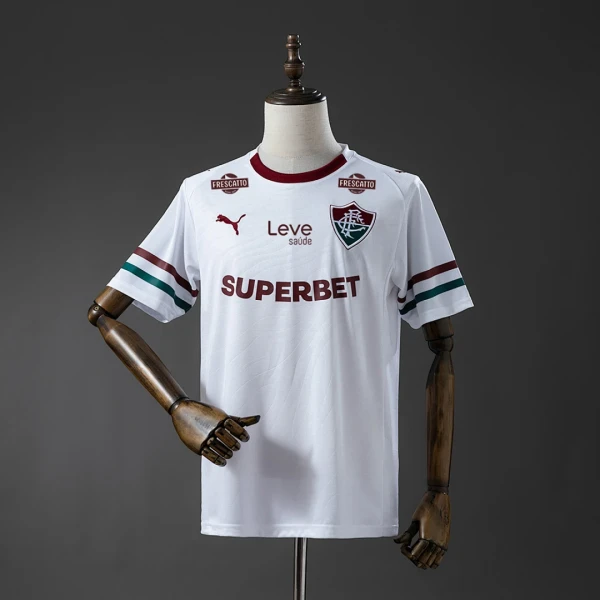 Fluminense 0 — Visitante