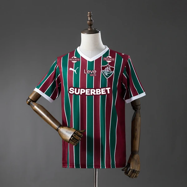 Fluminense 0 — Mandante