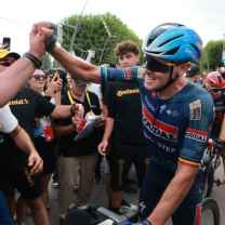 šØ BREAKING: Tim Merlier Wins Stage 12 of Tour de France as PogaÄar Keeps Overall Lead