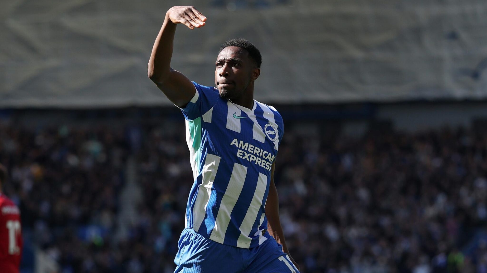 Chelsea Explore Surprise Move for Danny Welbeck as Xabi Alonso Seeks Experience in Attack