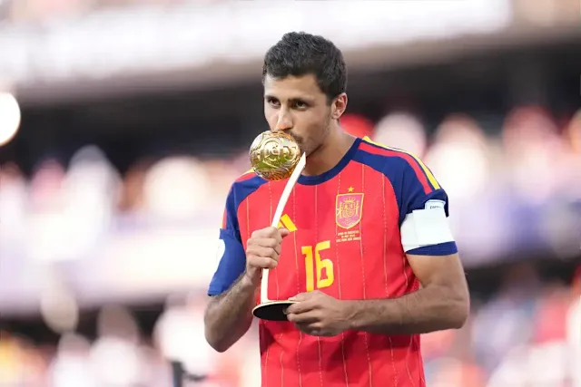 Manchester City Issue Rodri Injury Update Following Back Operation