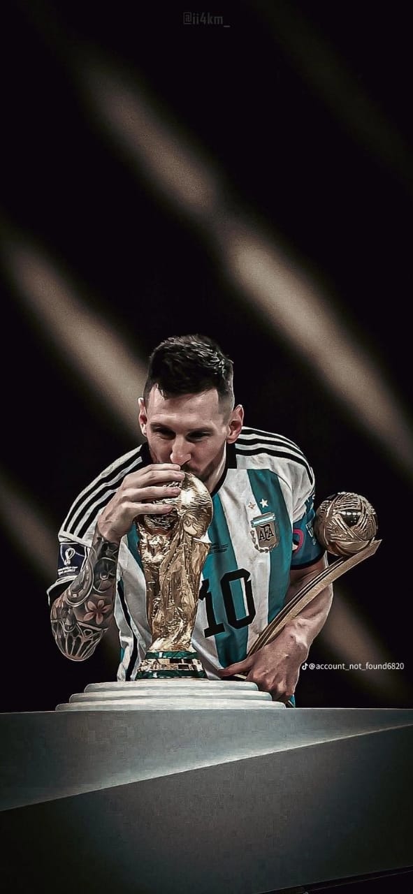 Messi Says Goodbye to Argentina as Legendary International Career Comes to an End