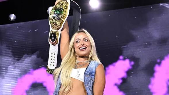 Liv Morgan Retains Women's World Championship on Raw