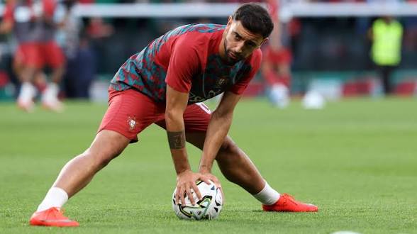 Bruno Fernandes Set to Miss Norway Clash as Portugal Avoid Risk With Captain
