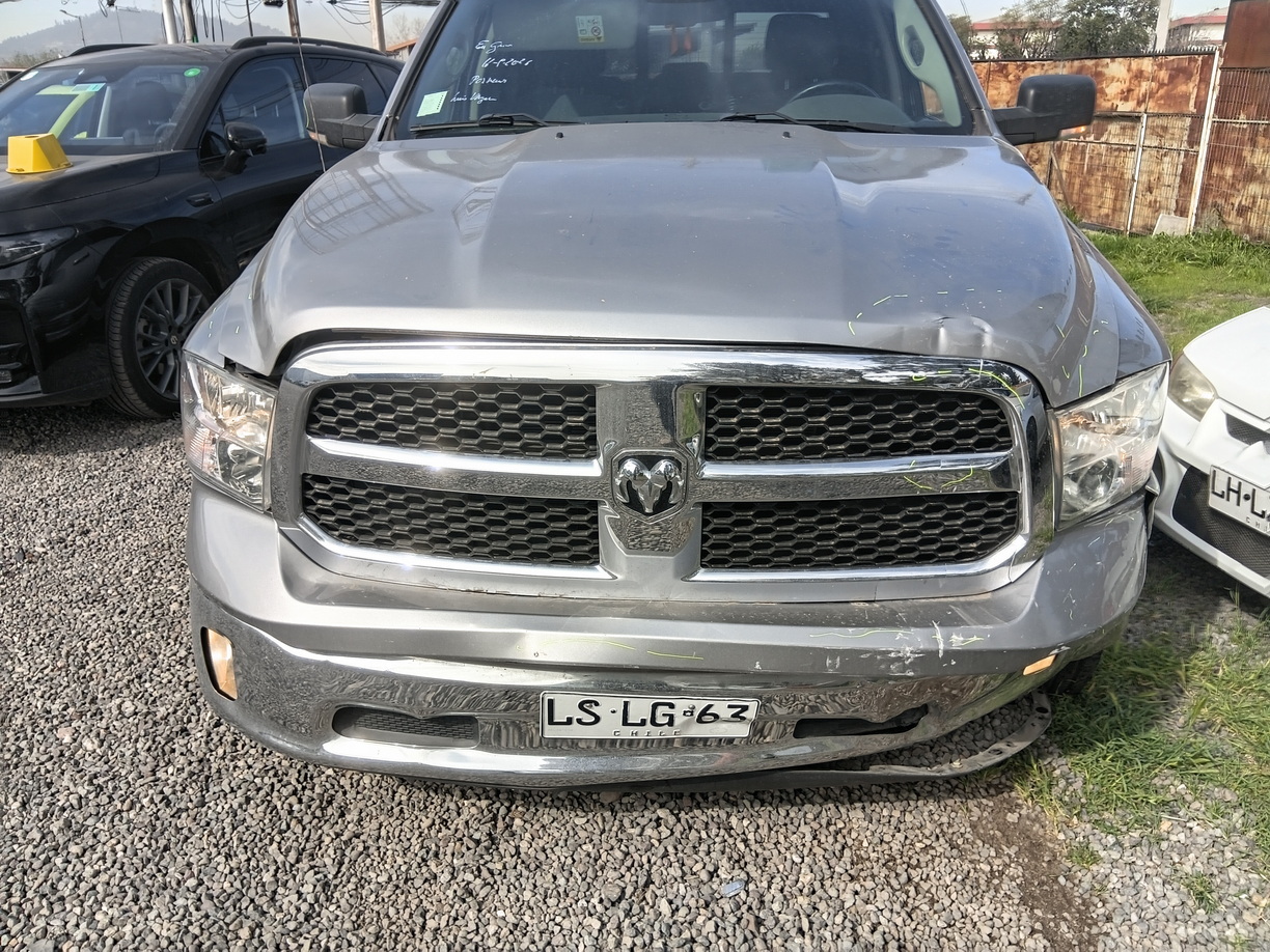 1500 QUAD CAB SLT DCAB 4X4 3.6 AUT