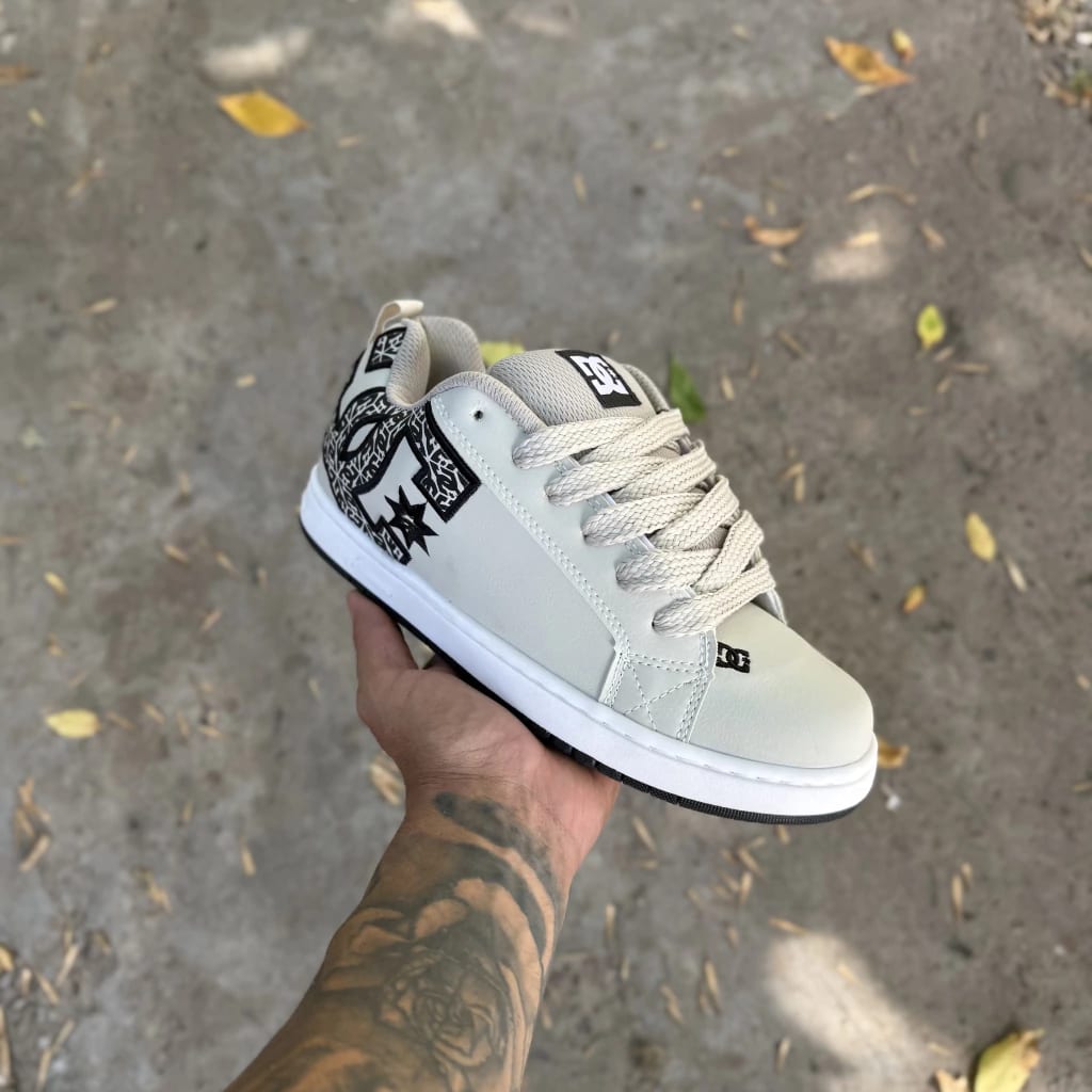 DC SHOES Court Graffik SS Cream Pattern - imagen 1
